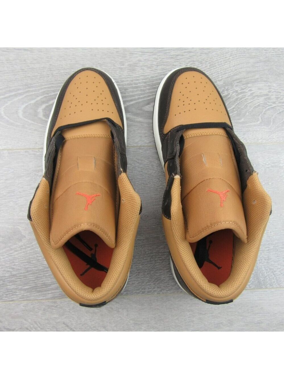 Air Jordan 1 Low SE Sneakers Mens Size 10.5 Flax Baroque Brown NEW - Picture 9 of 14